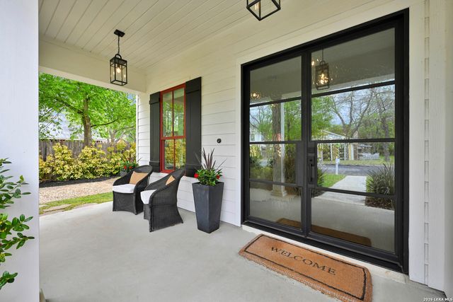 415 Ogrady, Boerne, TX 78006