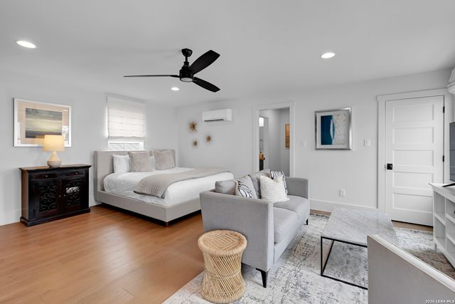 415 Ogrady, Boerne, TX 78006