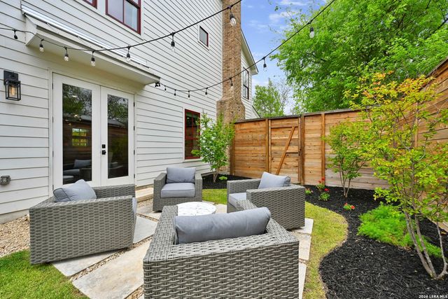 415 Ogrady, Boerne, TX 78006