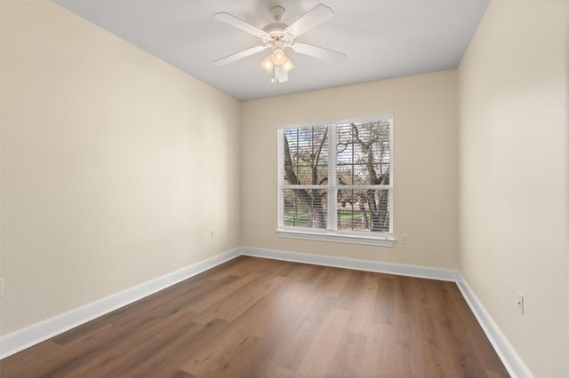 809 Armstrong DR, Georgetown, TX 78633