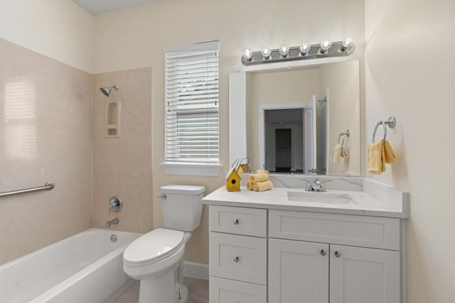 809 Armstrong DR, Georgetown, TX 78633