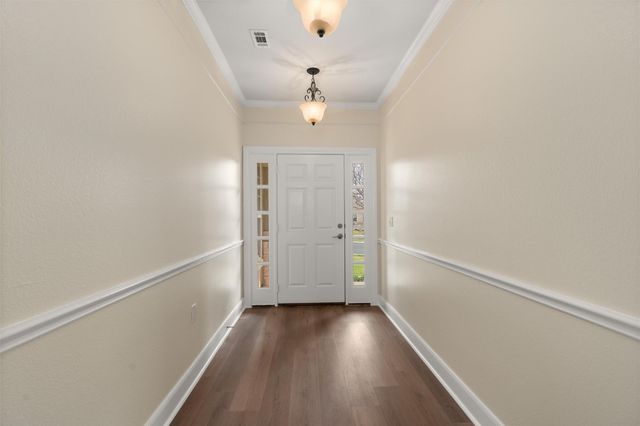 809 Armstrong DR, Georgetown, TX 78633