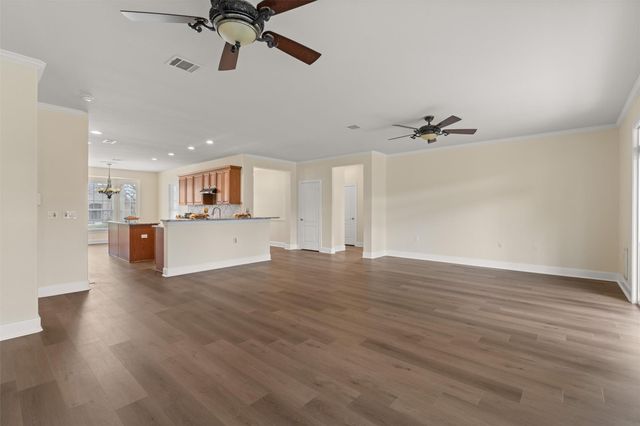 809 Armstrong DR, Georgetown, TX 78633