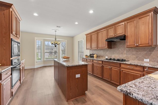 809 Armstrong DR, Georgetown, TX 78633