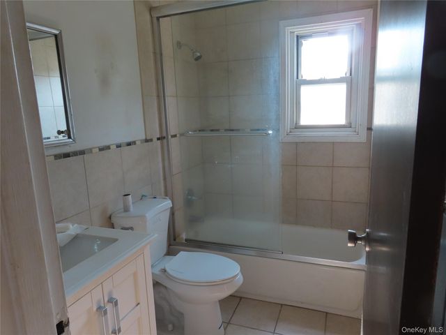 15 Harrison Avenue 70 H, Amityville, NY 11701