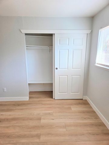 228 Carmillita Way, Modesto, CA 95354