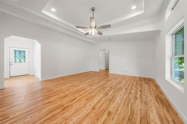 429 Eagle Ridge Road, Mcgregor, TX 76657