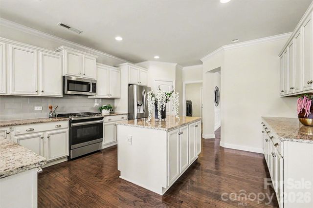 8455 Rosemary Way, Harrisburg, NC 28075
