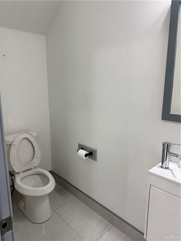 205 Robin Avenue, Mcallen, TX 78504