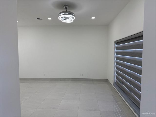 205 Robin Avenue, Mcallen, TX 78504