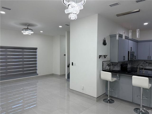 205 Robin Avenue, Mcallen, TX 78504