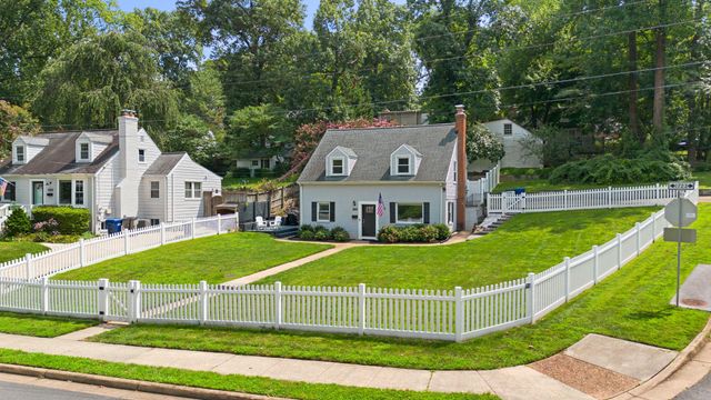 7011 JEFFERSON AVE, Falls Church, VA 22042