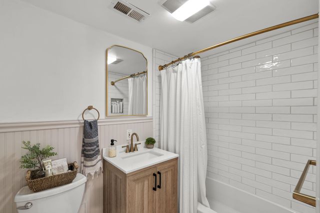 7011 JEFFERSON AVE, Falls Church, VA 22042