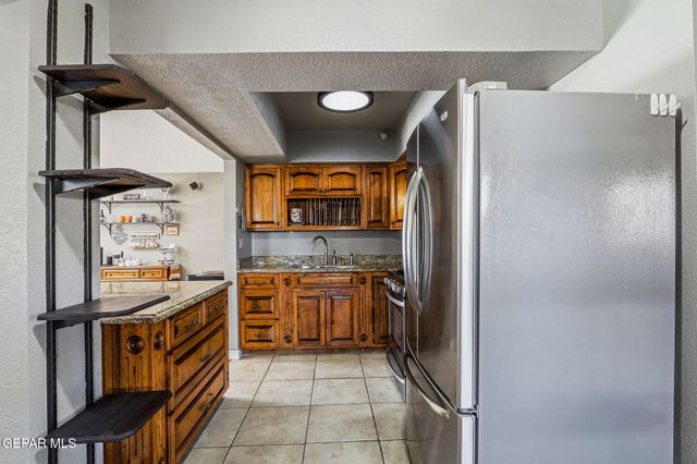 1758 ASTRONAUT Place, El Paso, TX 79936