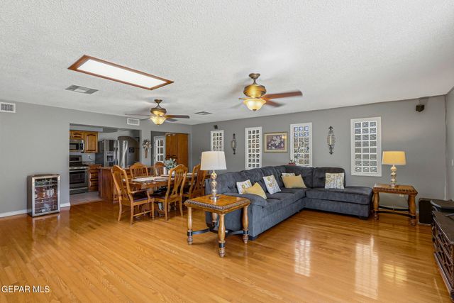 1758 ASTRONAUT Place, El Paso, TX 79936