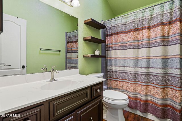 1758 ASTRONAUT Place, El Paso, TX 79936