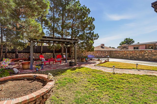 1758 ASTRONAUT Place, El Paso, TX 79936