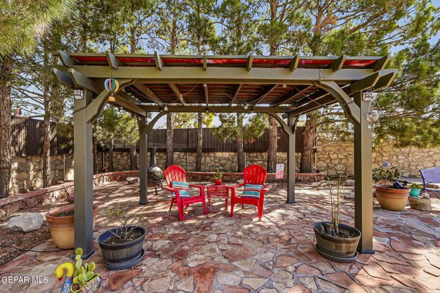 1758 ASTRONAUT Place, El Paso, TX 79936