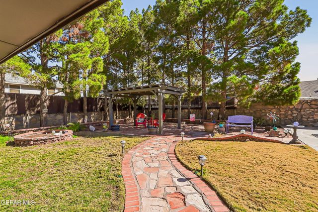 1758 ASTRONAUT Place, El Paso, TX 79936