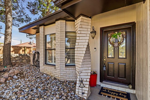 1758 ASTRONAUT Place, El Paso, TX 79936