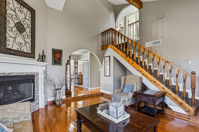 1758 ASTRONAUT Place, El Paso, TX 79936