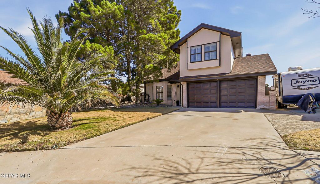 1758 ASTRONAUT Place, El Paso, TX 79936