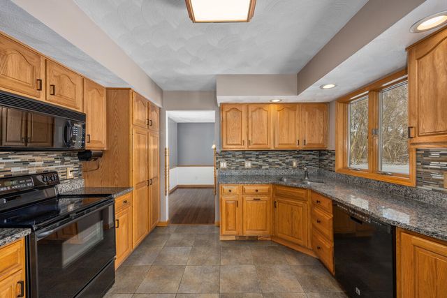 6185 Willow Run Drive, Battle Creek, MI 49014