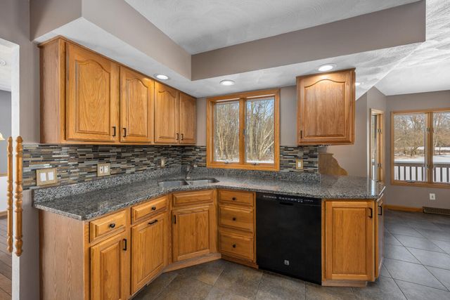 6185 Willow Run Drive, Battle Creek, MI 49014