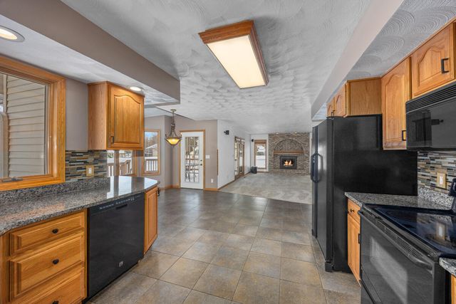 6185 Willow Run Drive, Battle Creek, MI 49014