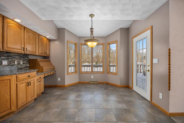 6185 Willow Run Drive, Battle Creek, MI 49014