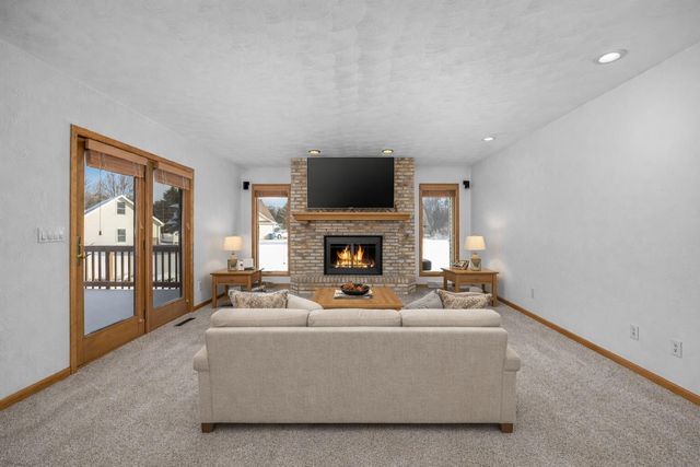 6185 Willow Run Drive, Battle Creek, MI 49014