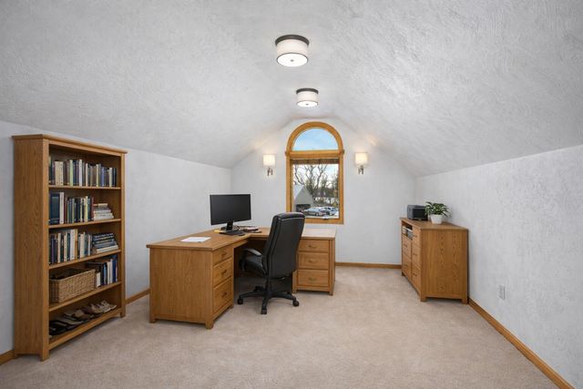 6185 Willow Run Drive, Battle Creek, MI 49014