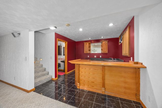 6185 Willow Run Drive, Battle Creek, MI 49014