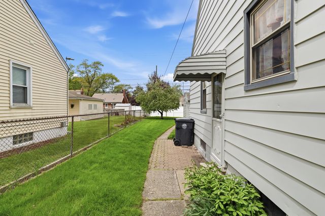 17405 Palmer Street, Melvindale, MI 48122