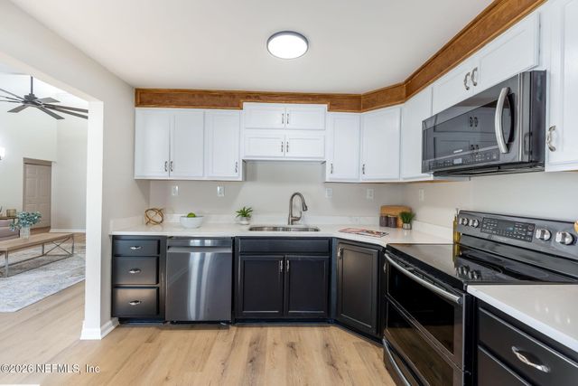 2475 WHITE HORSE Road W, Jacksonville, FL 32246