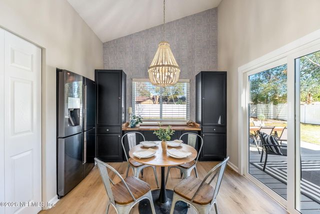 2475 WHITE HORSE Road W, Jacksonville, FL 32246