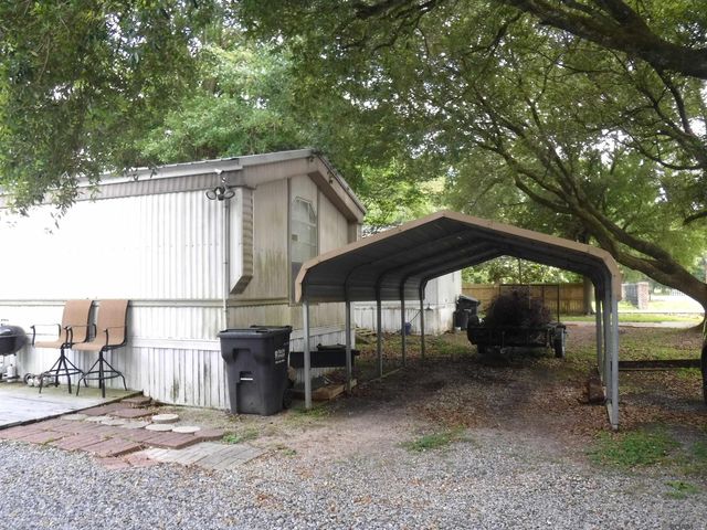 14320 Tiggy Duplessis Rd, Gonzales, LA 70737