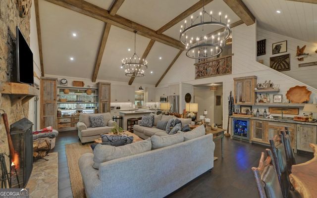 2857 Crow Creek Road, Lakemont, GA 30552