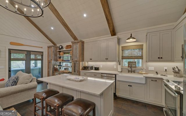 2857 Crow Creek Road, Lakemont, GA 30552