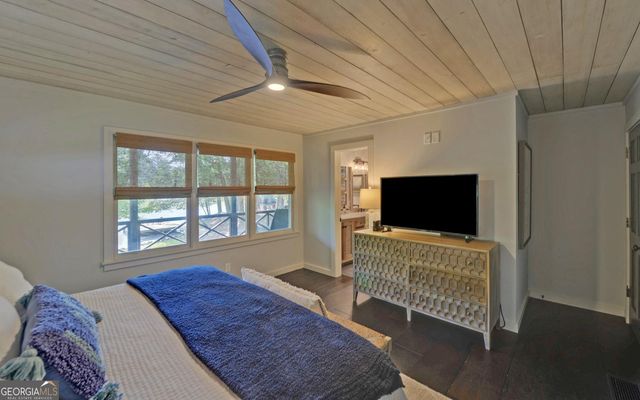 2857 Crow Creek Road, Lakemont, GA 30552