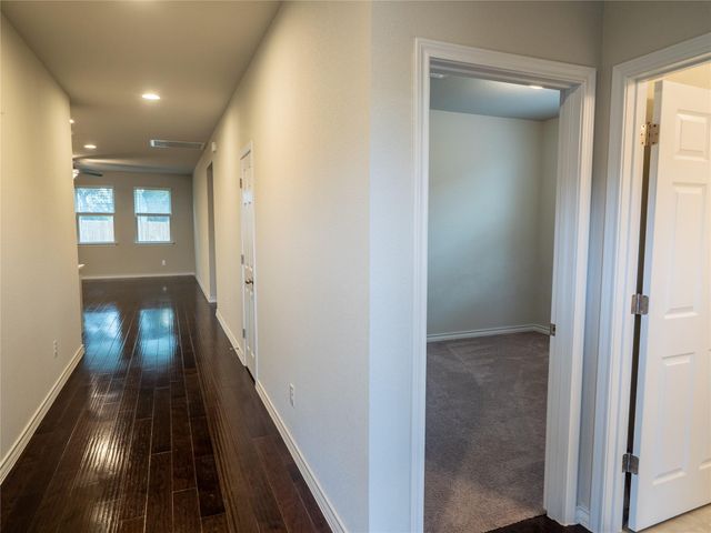 1320 Eagle Ray ST, Leander, TX 78641