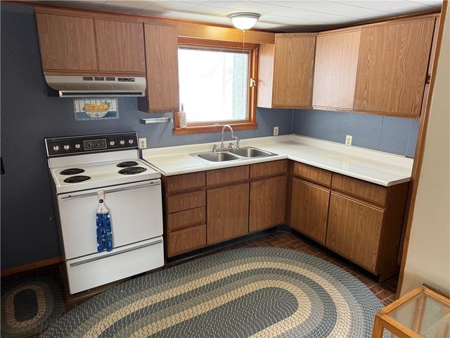 7557 East Port Bay Road, Wolcott, NY 14590