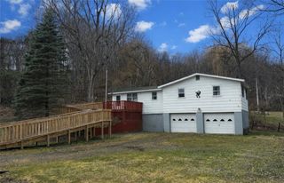 7557 East Port Bay Road, Wolcott, NY 14590