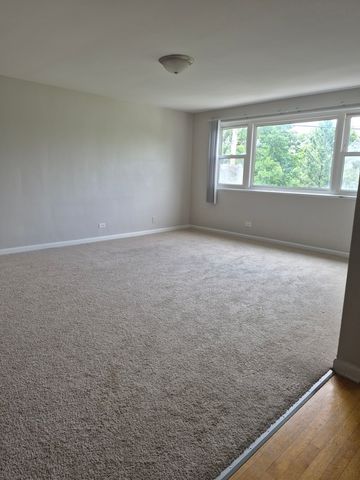 4949 Church Street 301, Skokie, IL 60077