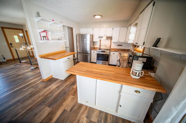 101 7th Avenue NE, Kasson, MN 55944