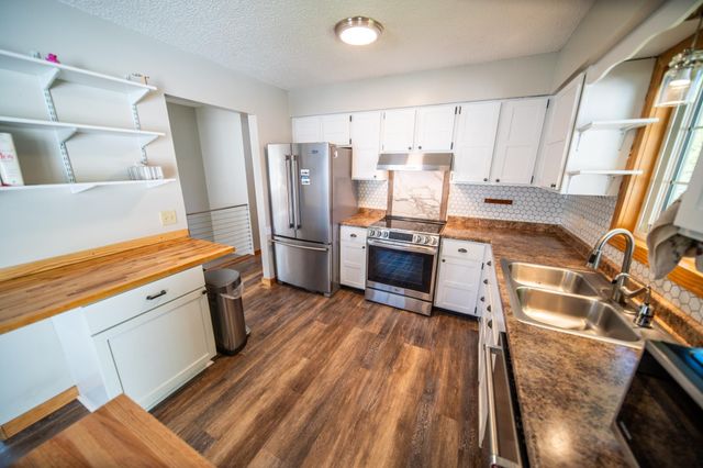 101 7th Avenue NE, Kasson, MN 55944