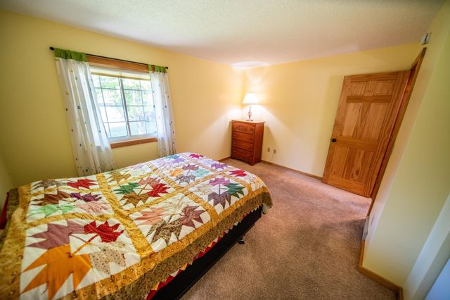 101 7th Avenue NE, Kasson, MN 55944