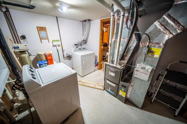 101 7th Avenue NE, Kasson, MN 55944