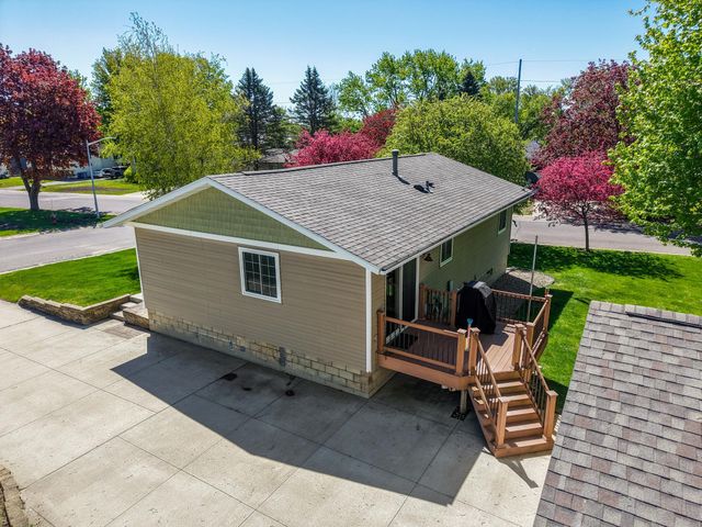 101 7th Avenue NE, Kasson, MN 55944