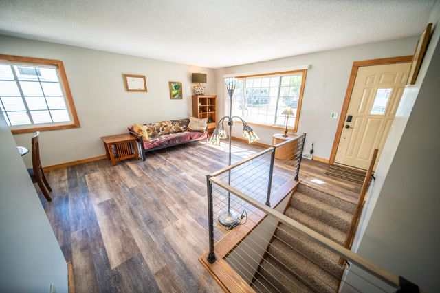 101 7th Avenue NE, Kasson, MN 55944